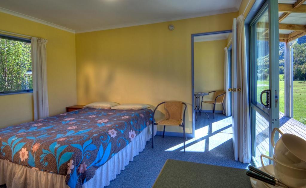 Smiths Farm Holiday Park Linkwater ภายนอก รูปภาพ