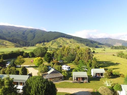 Smiths Farm Holiday Park Linkwater ภายนอก รูปภาพ